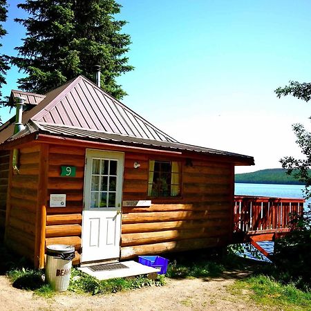 Beaver Lake Mountain Resort Келоуна Екстериор снимка